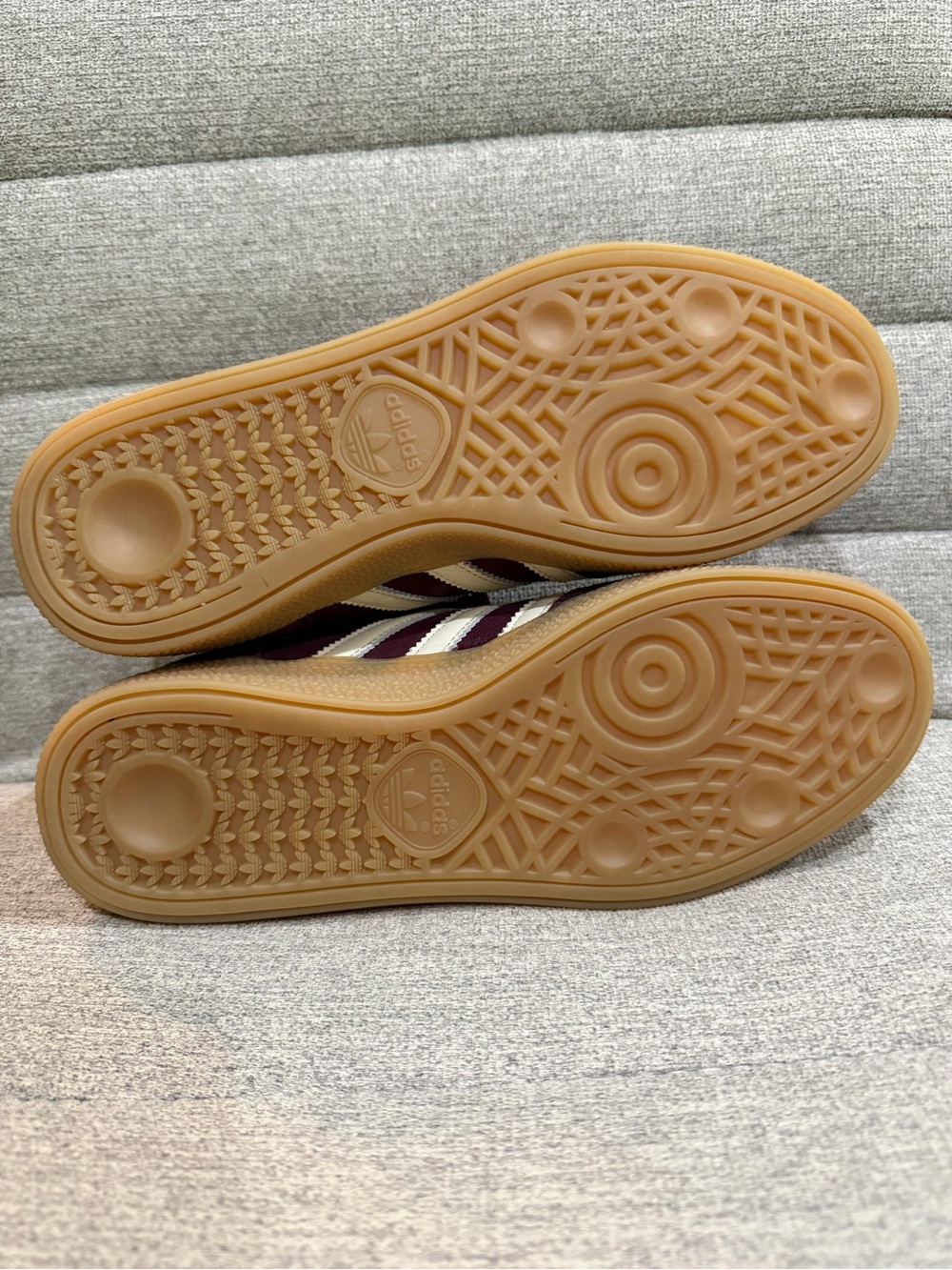 adidas Spezial Suede Sneakers in Burgundy and White with Gum Sole NWOT - Picture 6 of 9